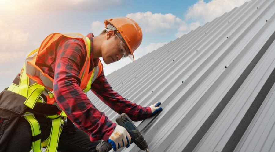GAF roofing contractor in Woodburn, IN